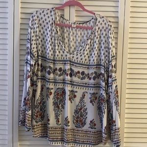 Old Navy blouse, Xxl hardly worn
